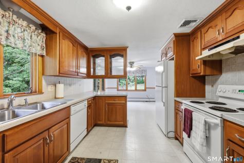 57 Cronin Street Bristol CT 06010