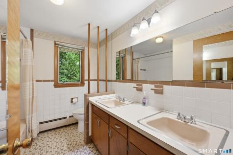 57 Cronin Street Bristol CT 06010