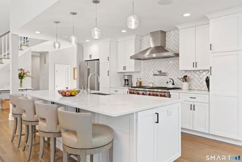 15 Linden Shores Branford CT 06405