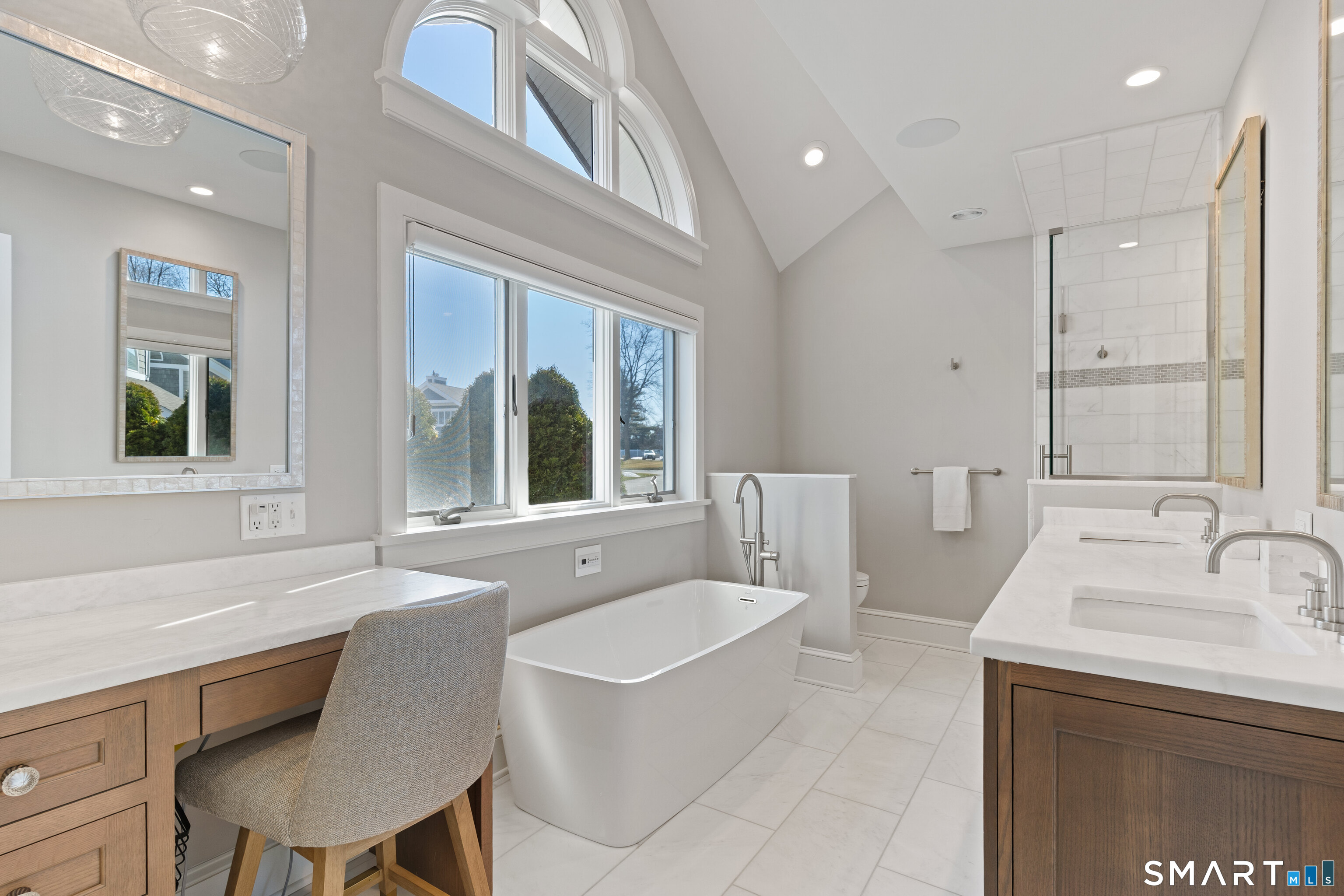 15 Linden Shores Branford CT 06405