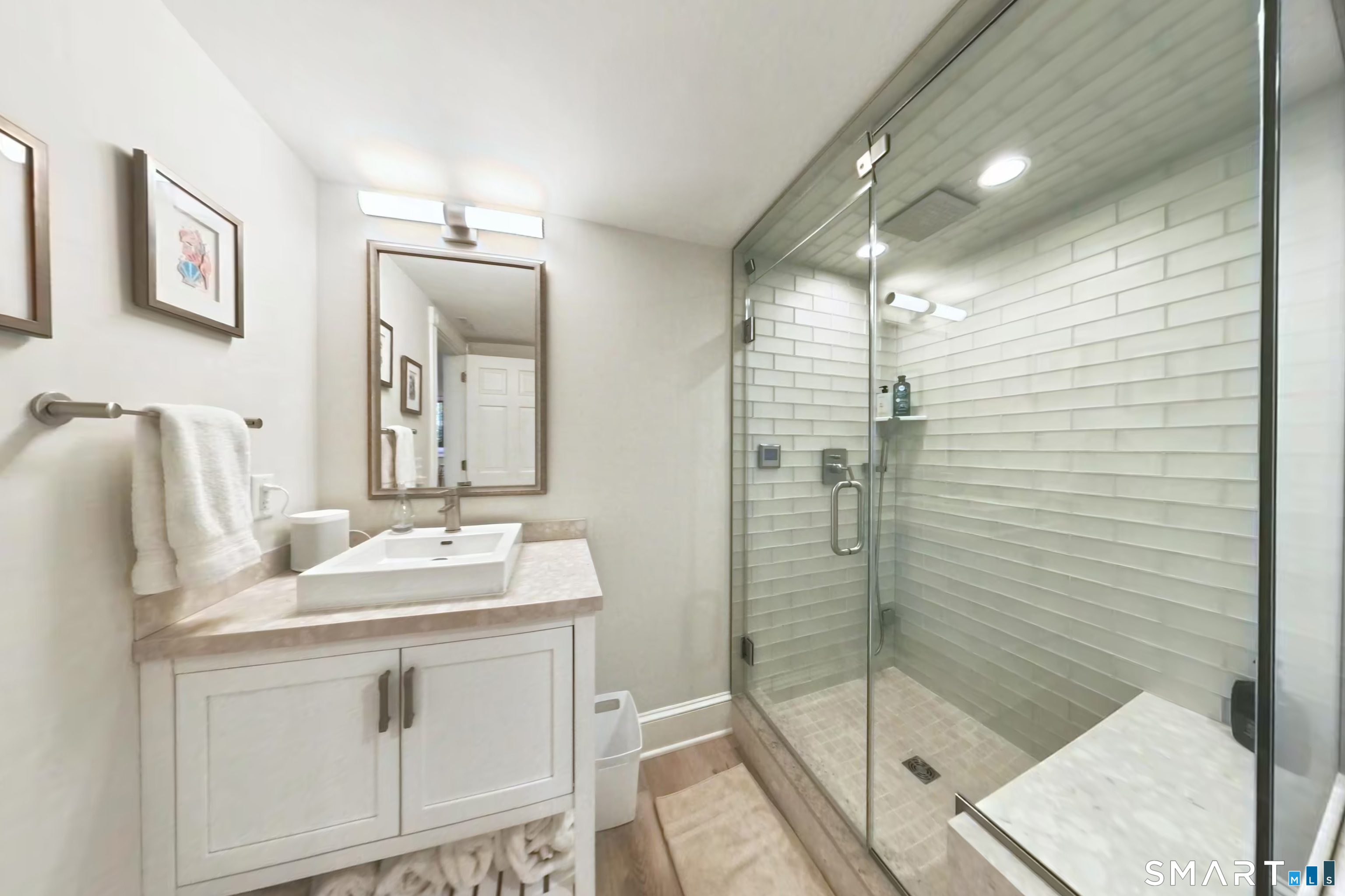 15 Linden Shores Branford CT 06405