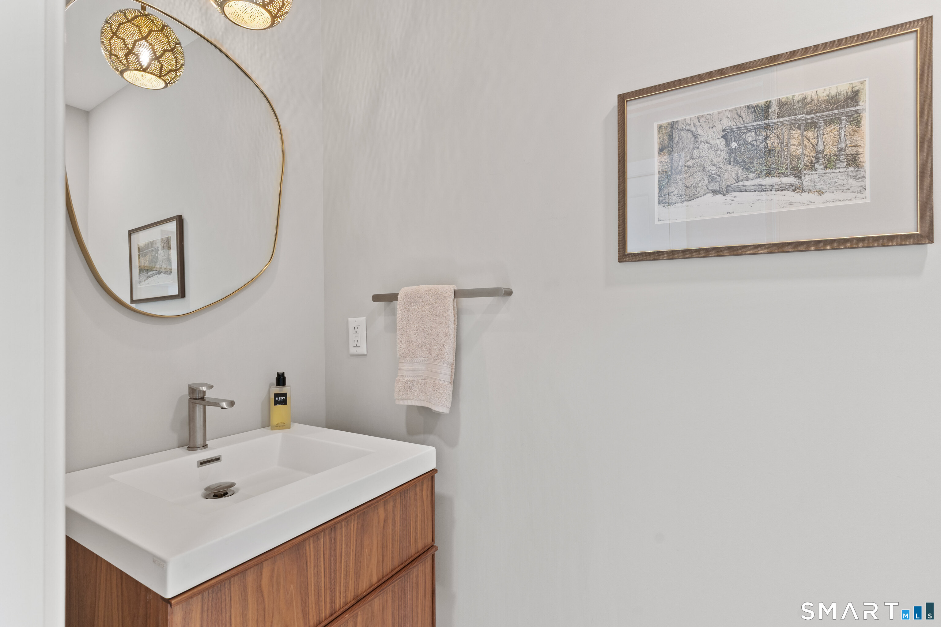 15 Linden Shores Branford CT 06405
