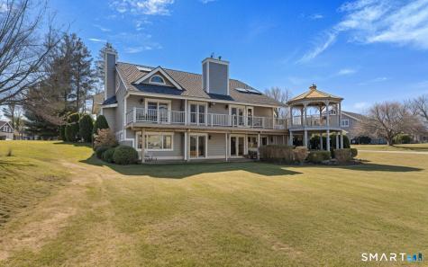 15 Linden Shores Branford CT 06405