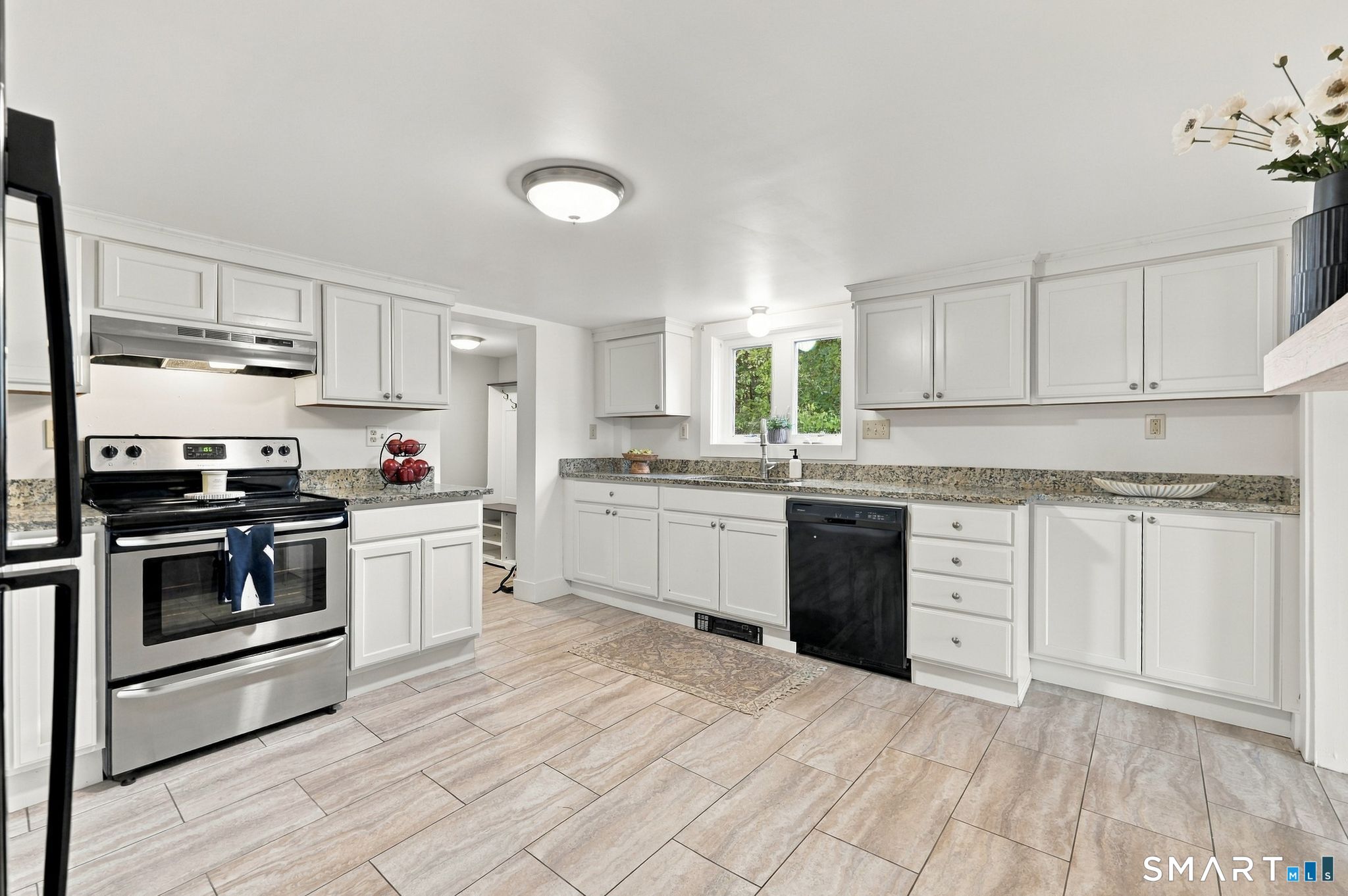 1293 River Boulevard Suffield CT 06078