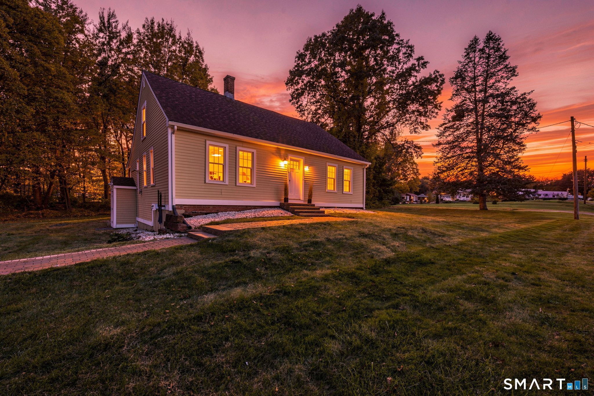 1293 River Boulevard Suffield CT 06078