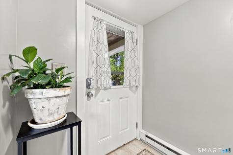 1293 River Boulevard Suffield CT 06078