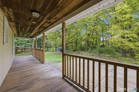 1293 River Boulevard Suffield CT 06078