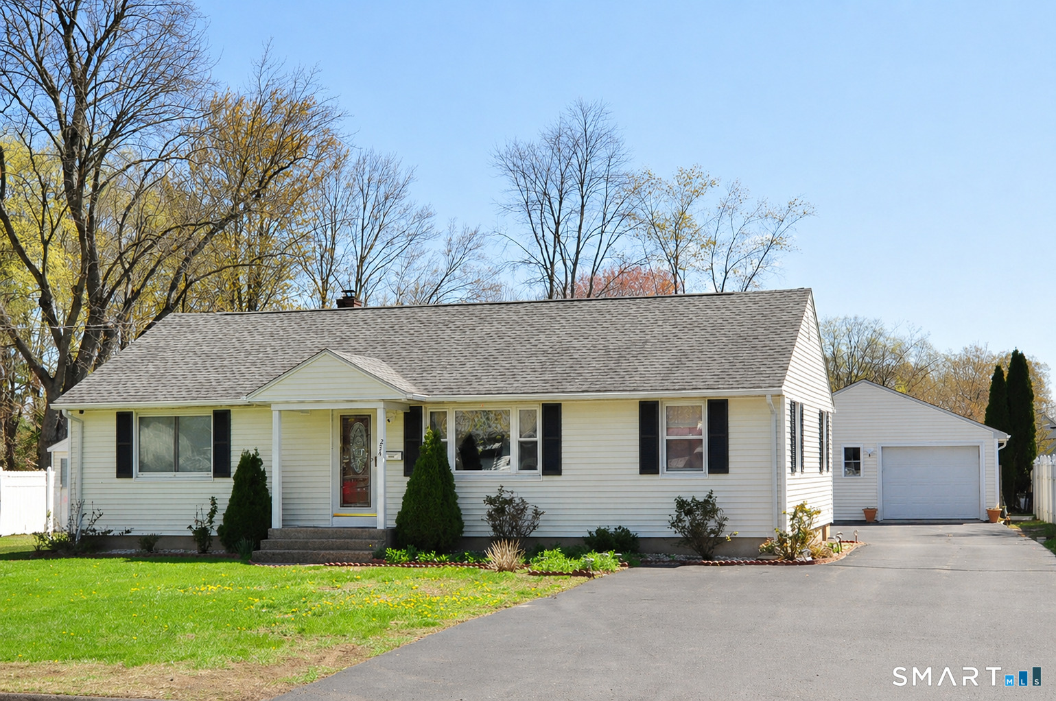 234 South Elm Street Windsor Locks CT 06096