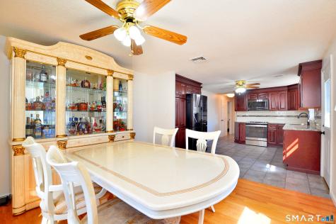 234 South Elm Street Windsor Locks CT 06096