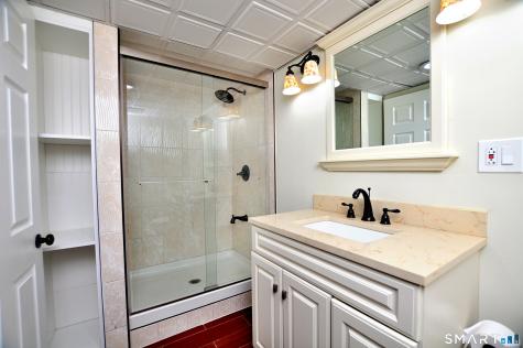 234 South Elm Street Windsor Locks CT 06096