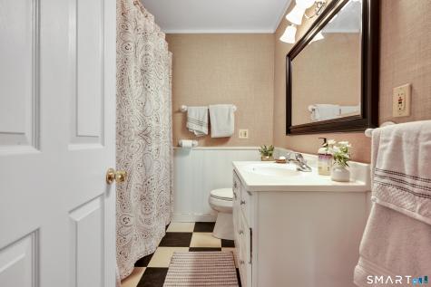 960 Peck Lane Cheshire CT 06410