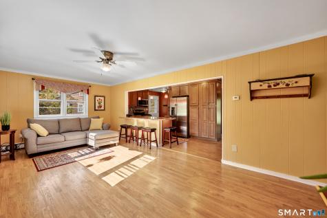 960 Peck Lane Cheshire CT 06410