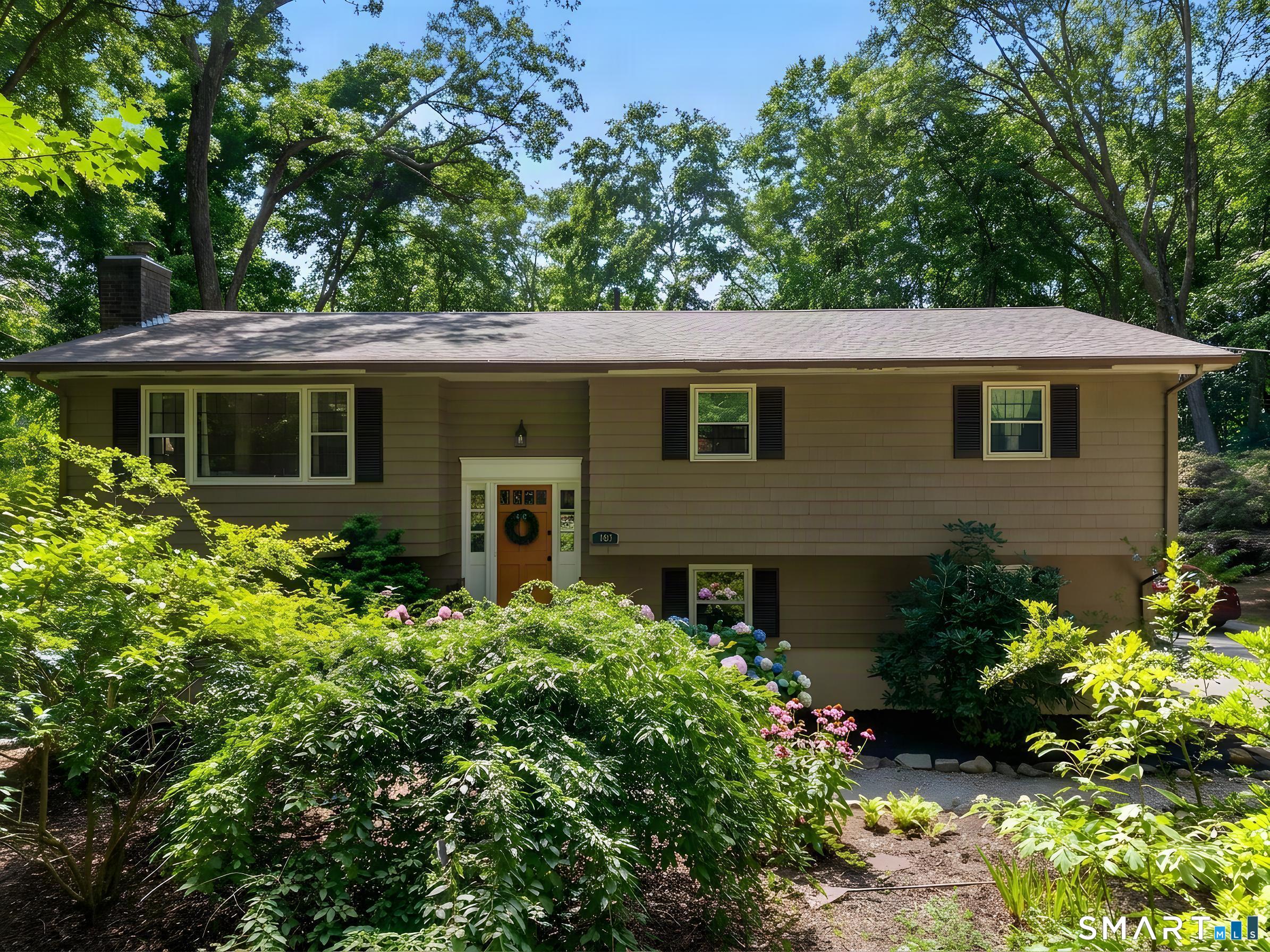 103 Dean Road East Lyme CT 06333