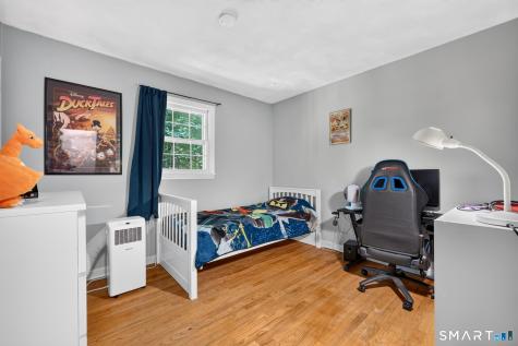 103 Dean Road East Lyme CT 06333