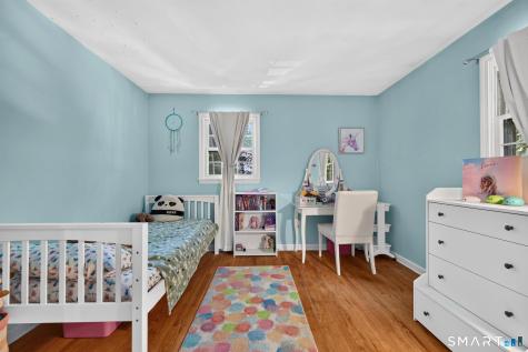 103 Dean Road East Lyme CT 06333