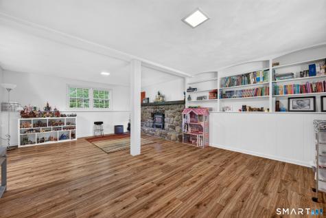 103 Dean Road East Lyme CT 06333