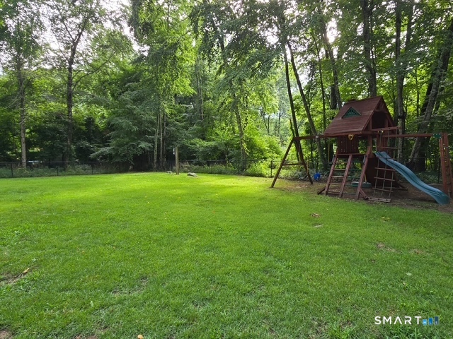 103 Dean Road East Lyme CT 06333