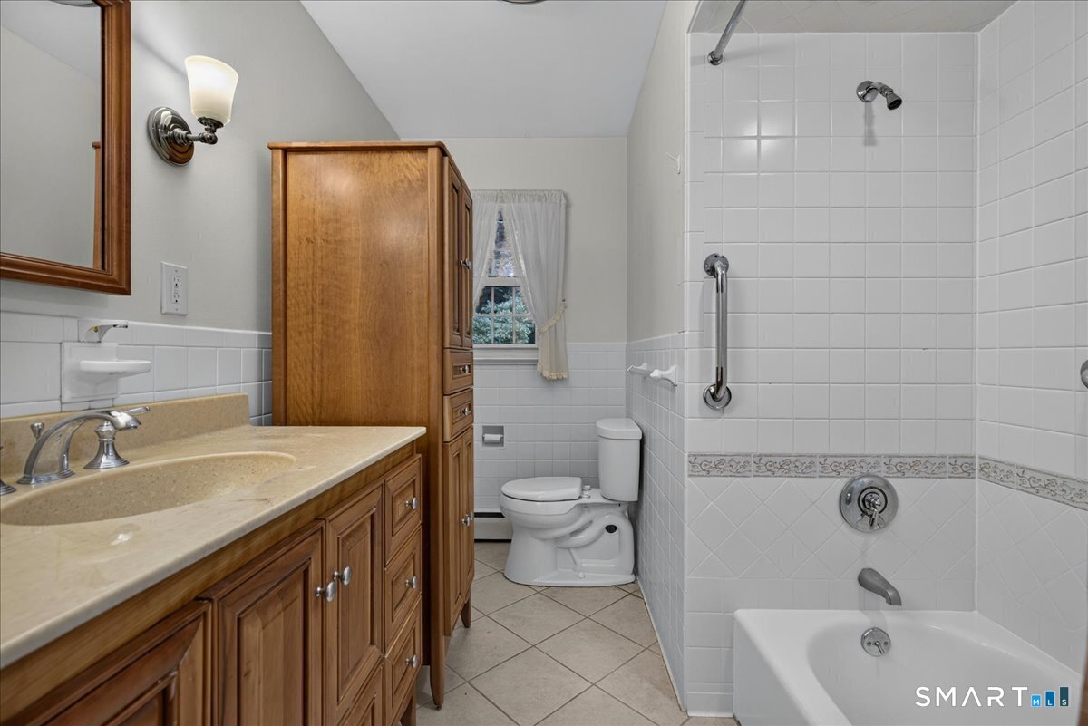 59 Countryside Drive Monroe CT 06468