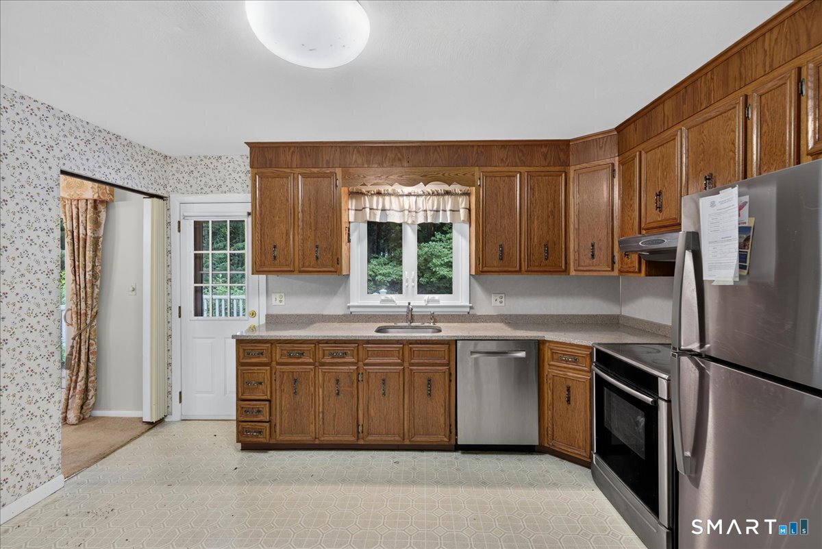 59 Countryside Drive Monroe CT 06468