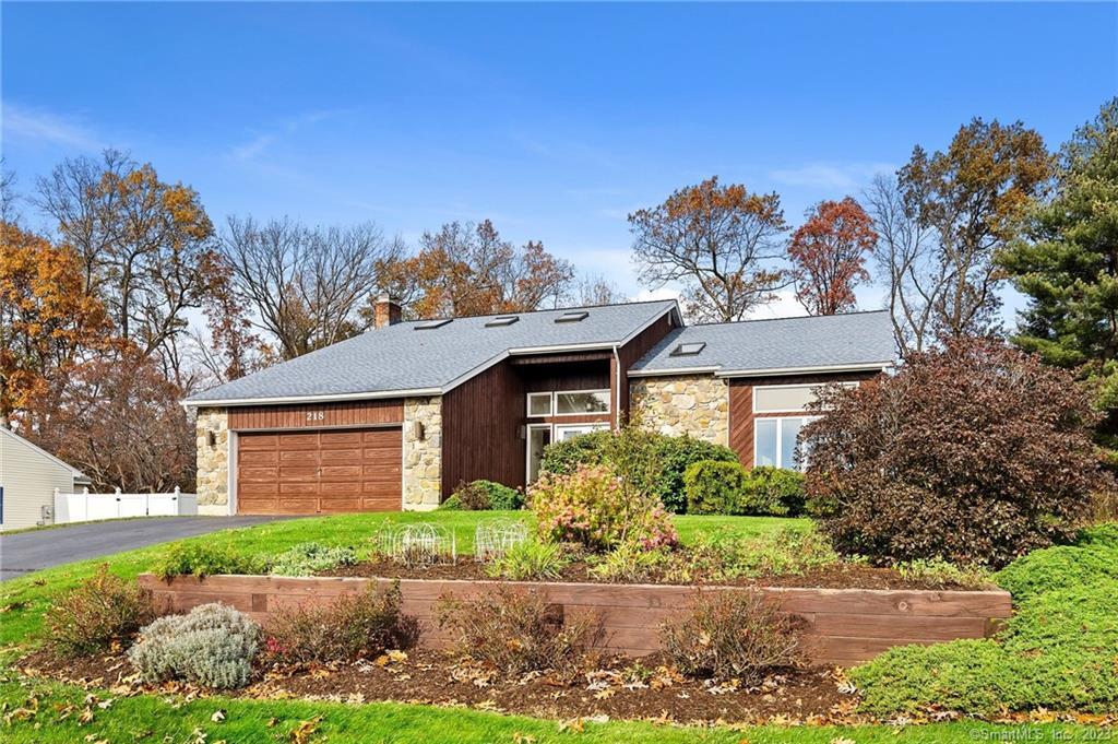 218 Lisa Drive South Windsor CT 06074