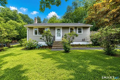 49 Brookdale Road Seymour CT 06483