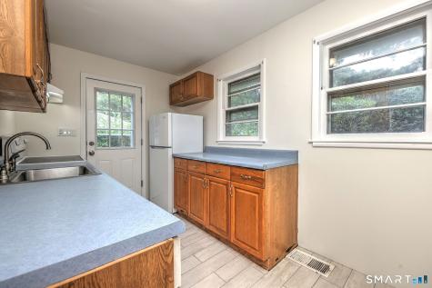 49 Brookdale Road Seymour CT 06483
