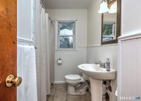 49 Brookdale Road Seymour CT 06483