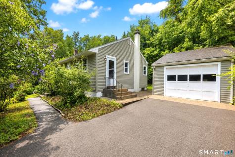 49 Brookdale Road Seymour CT 06483