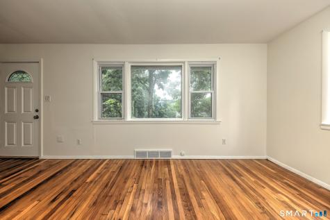 49 Brookdale Road Seymour CT 06483