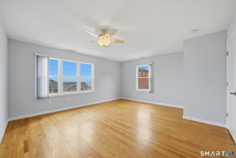 64 Hawthorne Street West Haven CT 06516