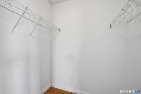 64 Hawthorne Street West Haven CT 06516