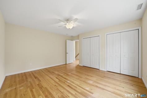 64 Hawthorne Street West Haven CT 06516