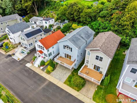 64 Hawthorne Street West Haven CT 06516