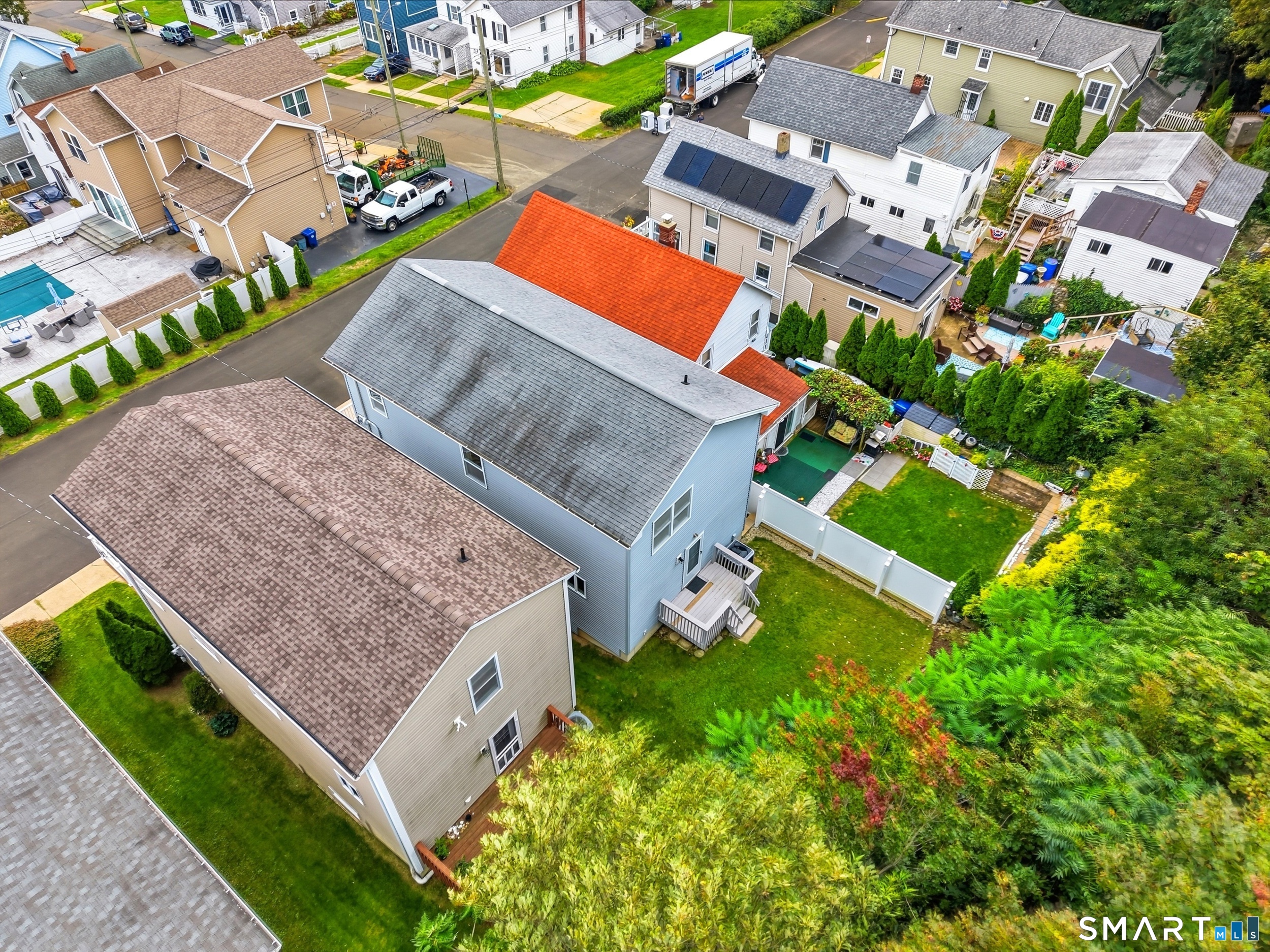 64 Hawthorne Street West Haven CT 06516