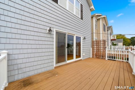 64 Hawthorne Street West Haven CT 06516