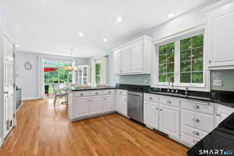 104 West Flat Hill Road Southbury CT 06488