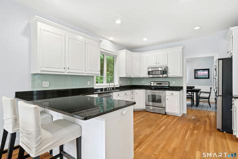 104 West Flat Hill Road Southbury CT 06488