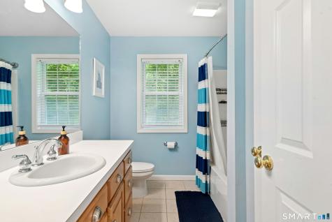104 West Flat Hill Road Southbury CT 06488