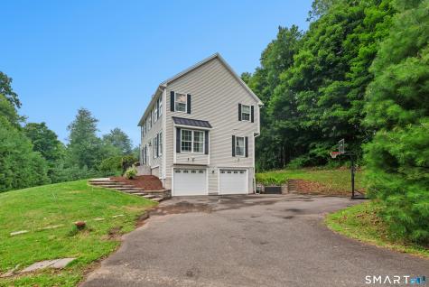 104 West Flat Hill Road Southbury CT 06488