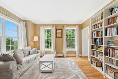 104 West Flat Hill Road Southbury CT 06488