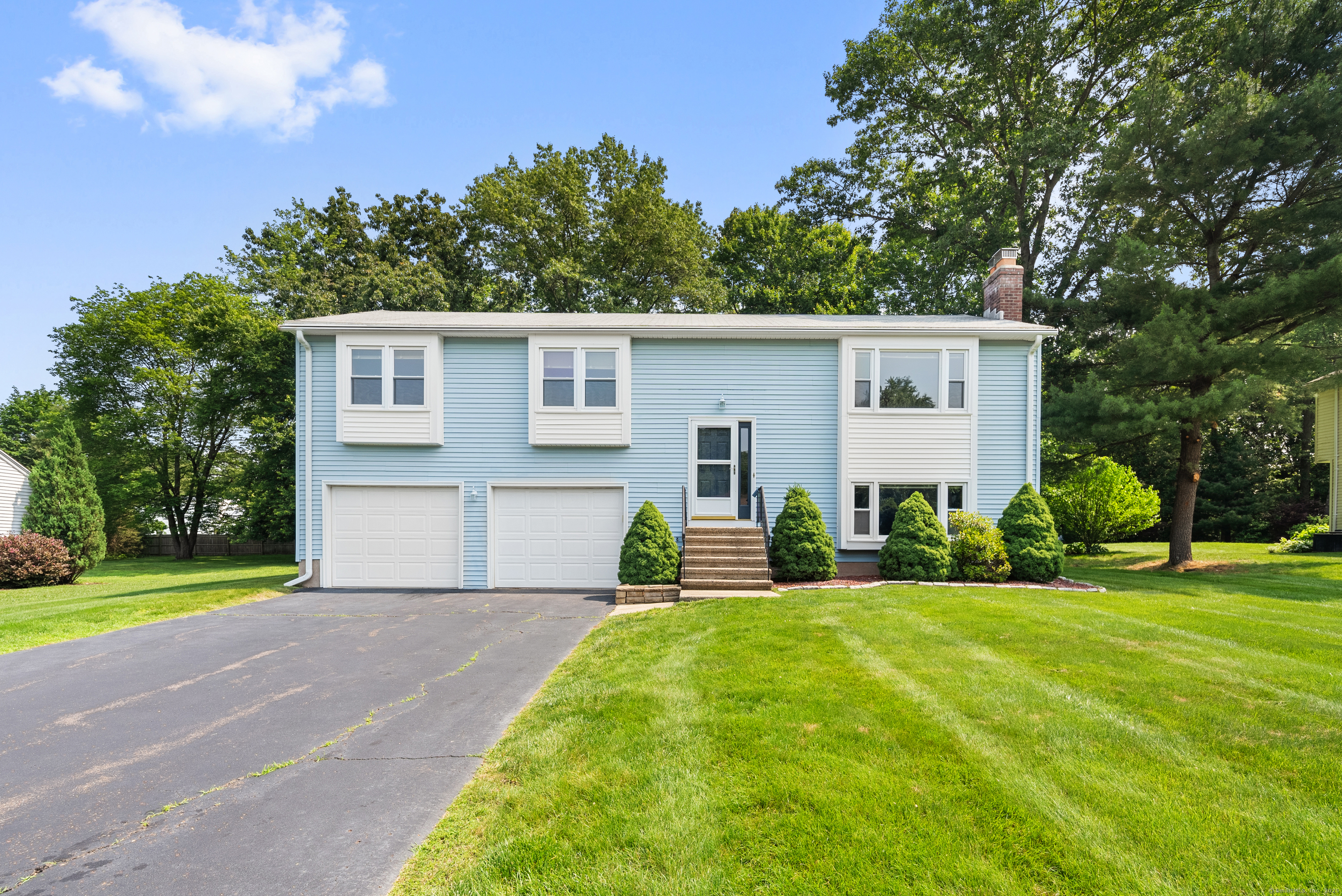84 Bourbon Street South Windsor CT 06074