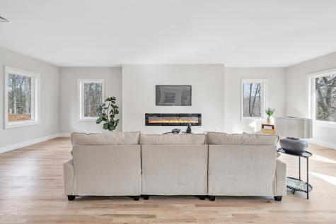 93 Tersana Drive Easton CT 06612