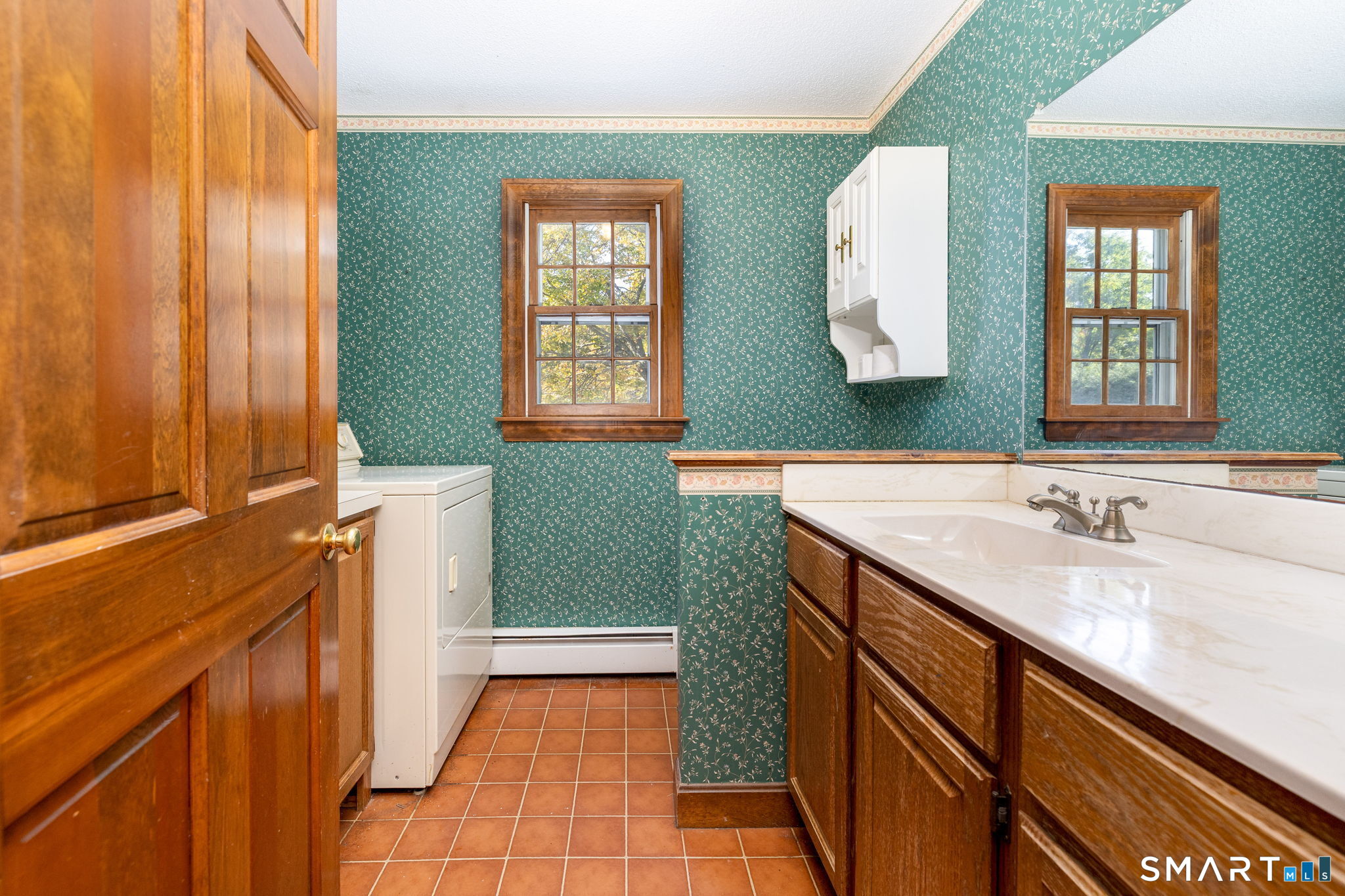 49 Strong Road South Windsor CT 06074