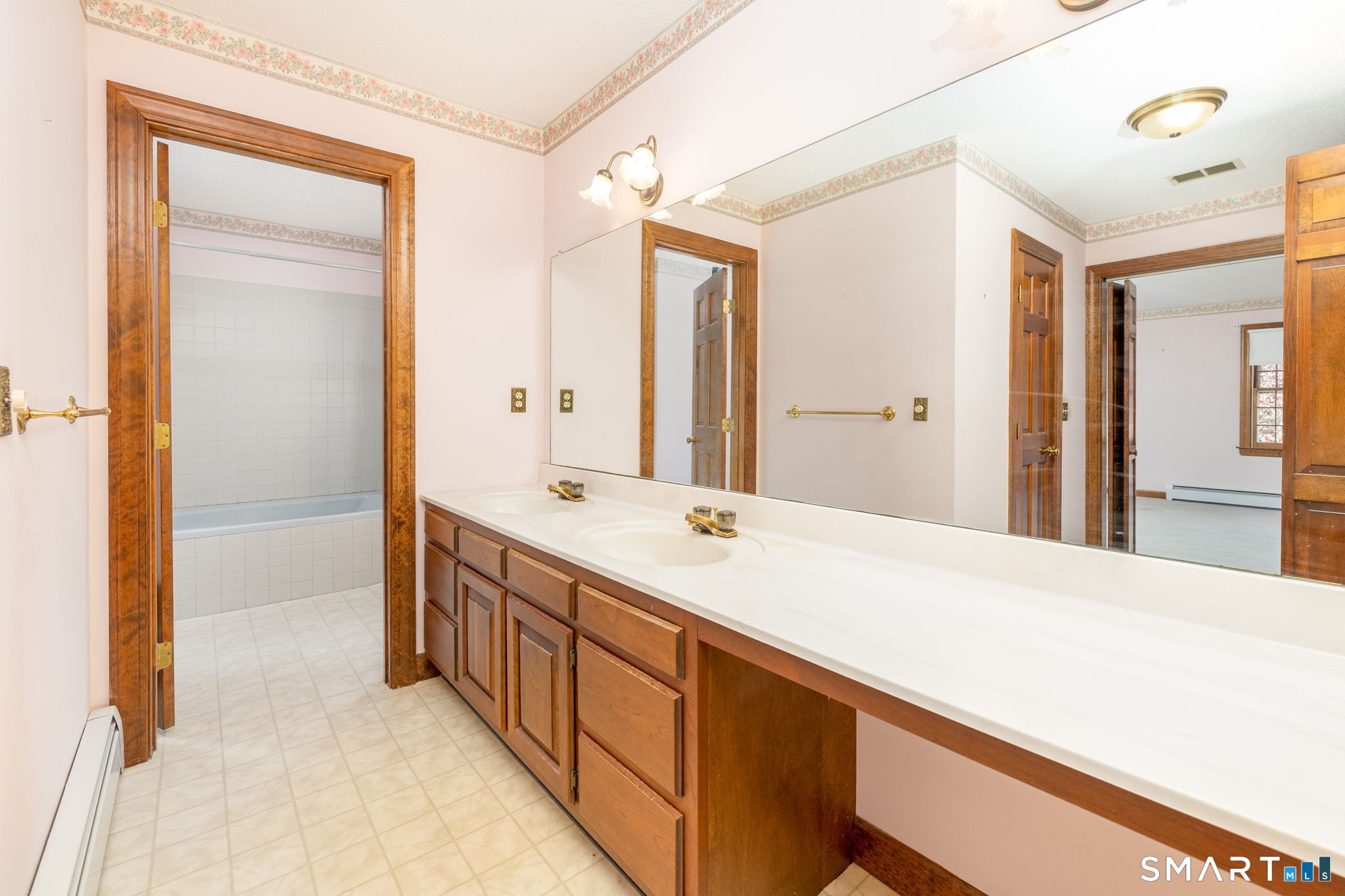49 Strong Road South Windsor CT 06074