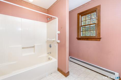 49 Strong Road South Windsor CT 06074