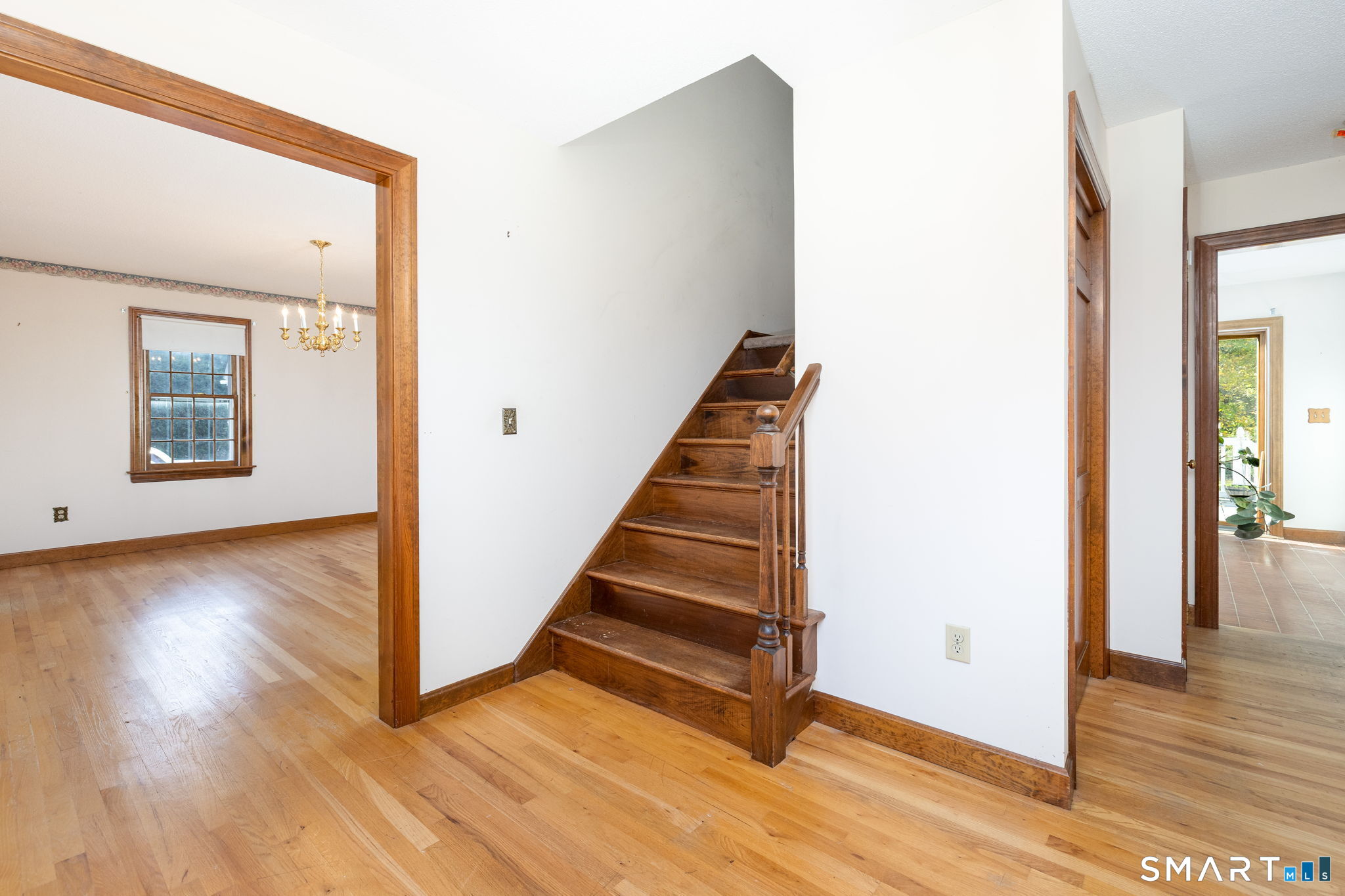 49 Strong Road South Windsor CT 06074