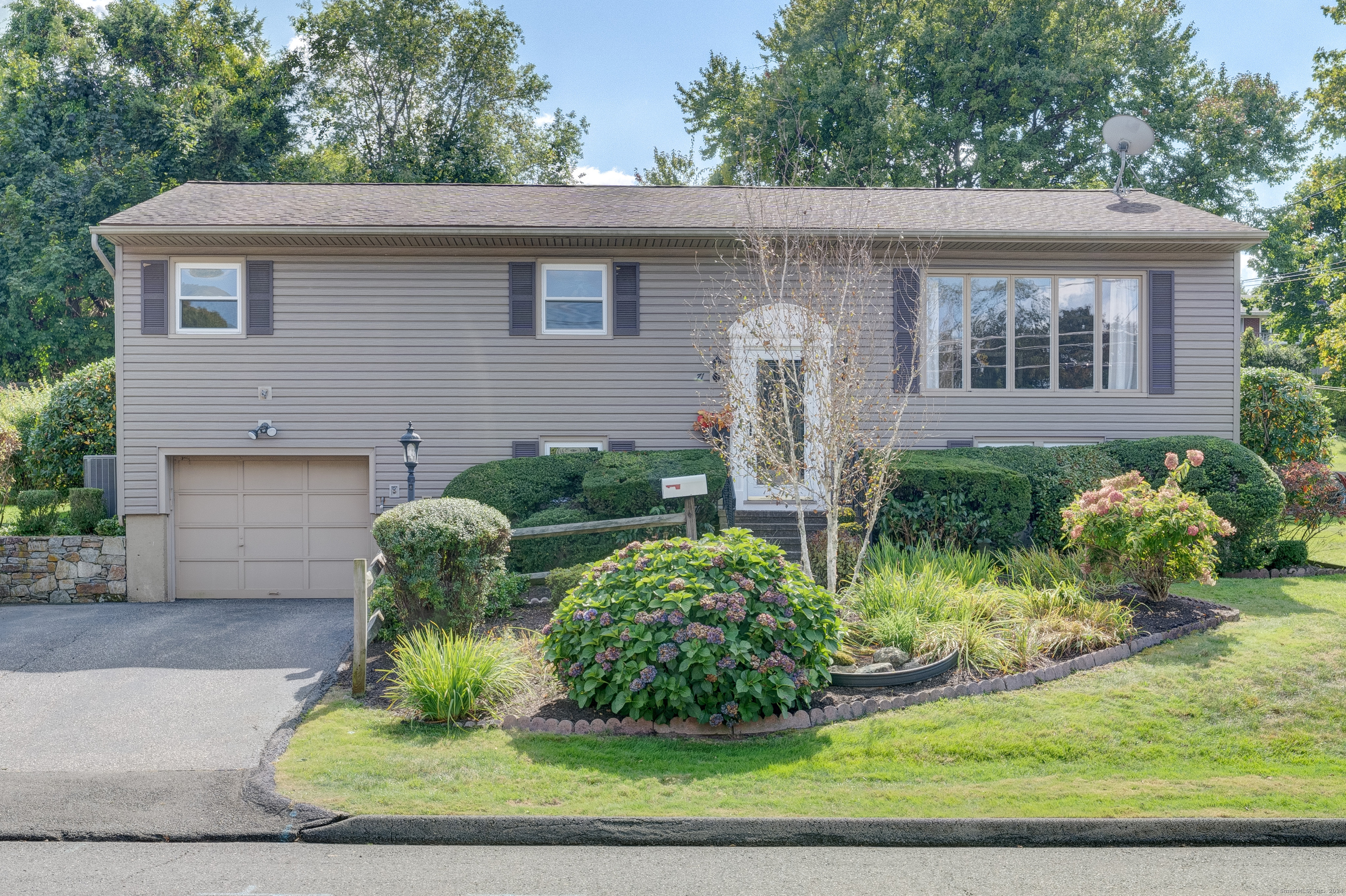71 Westview Drive Watertown CT 06779