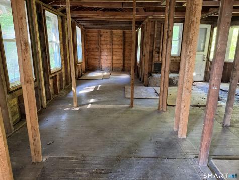 60 Old New Hartford Road Barkhamsted CT 06117