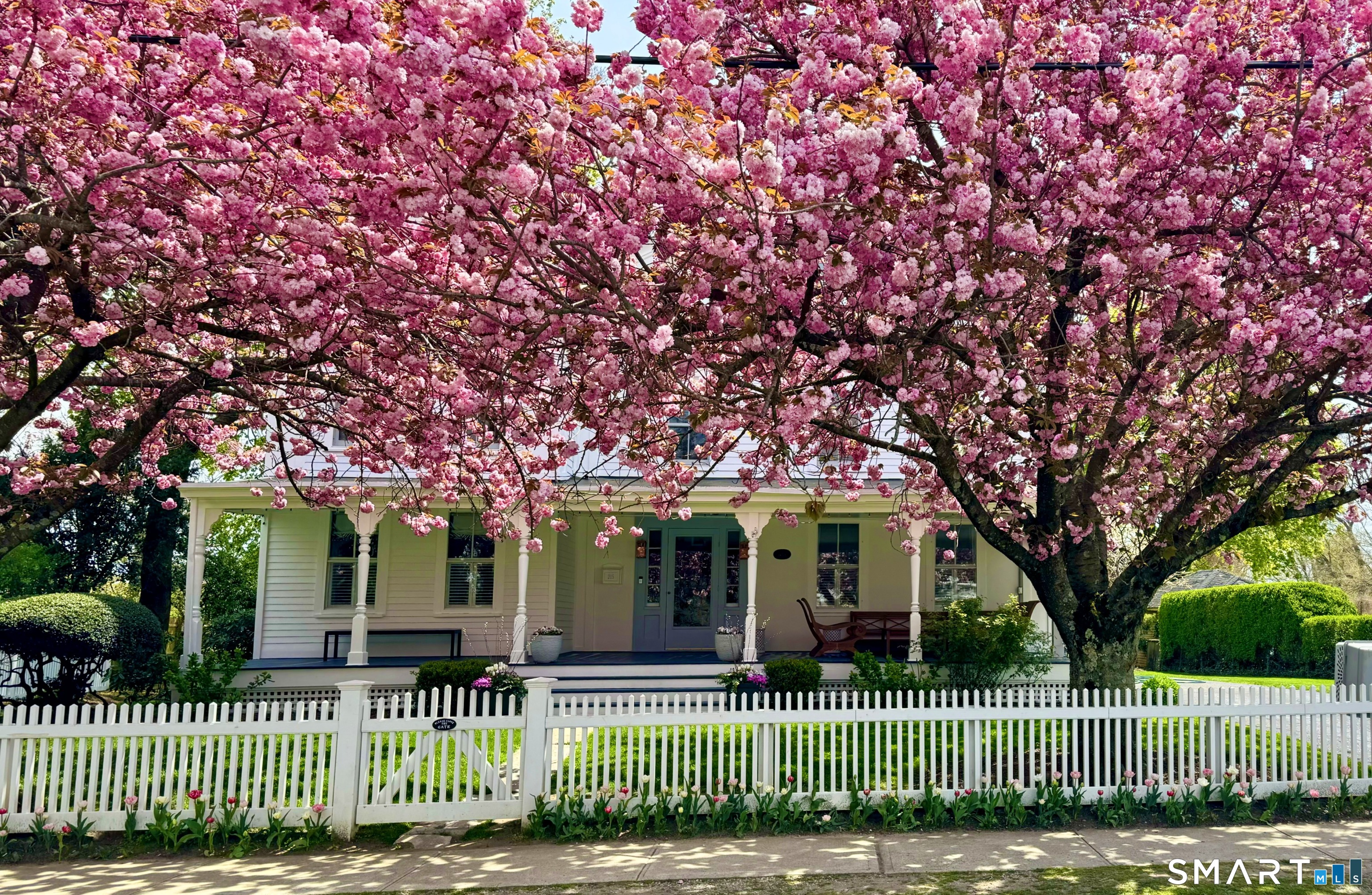 215 Old Post Road Fairfield CT 06824