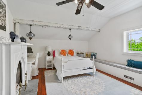 215 Old Post Road Fairfield CT 06824